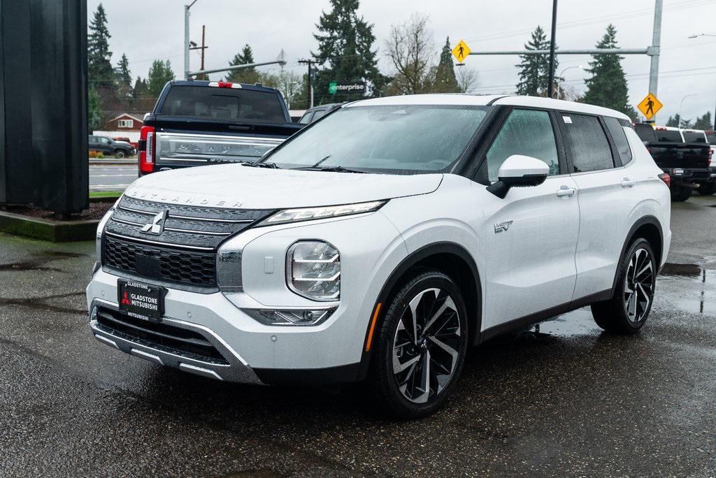 new 2025 Mitsubishi Outlander PHEV car, priced at $48,345