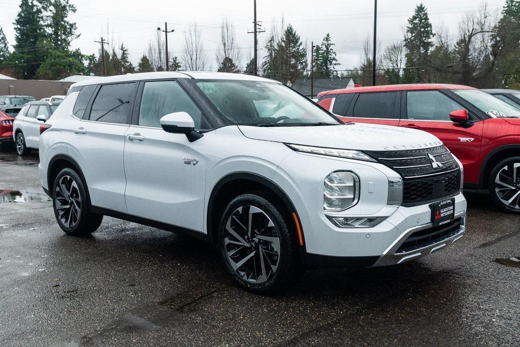 new 2025 Mitsubishi Outlander PHEV car, priced at $48,345