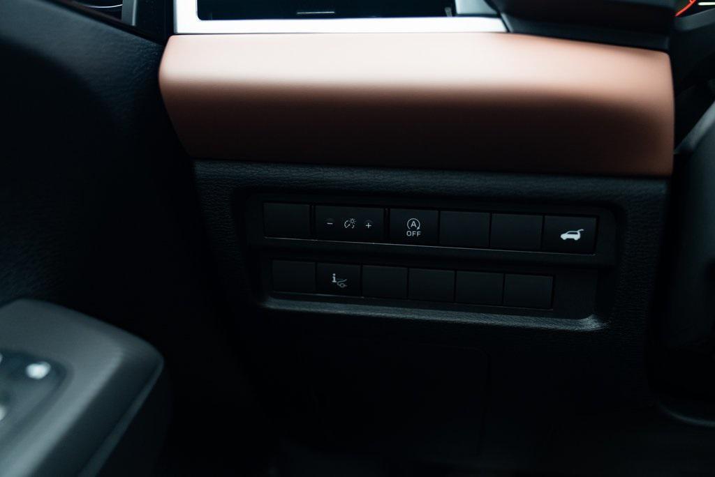 new 2026 Mitsubishi Outlander car, priced at $47,725