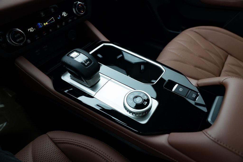 new 2026 Mitsubishi Outlander car, priced at $47,725