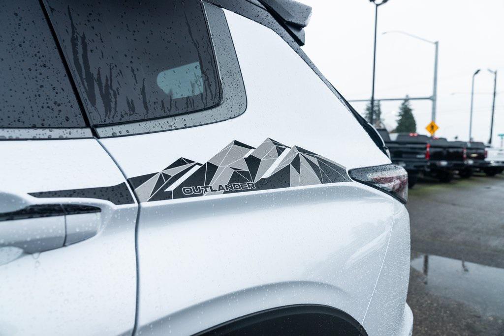 new 2026 Mitsubishi Outlander car, priced at $44,950