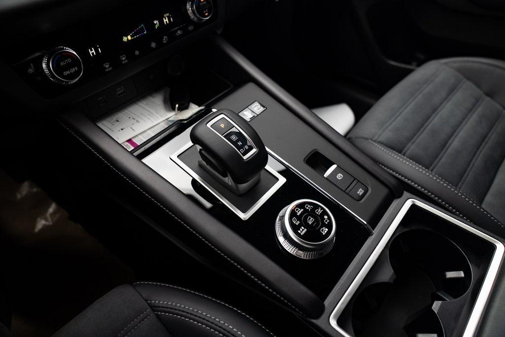 new 2025 Mitsubishi Outlander PHEV car, priced at $48,345