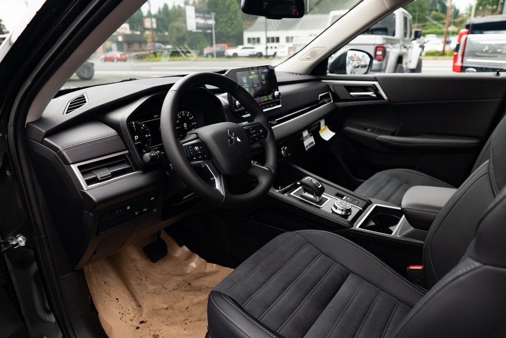 new 2025 Mitsubishi Outlander PHEV car, priced at $48,345