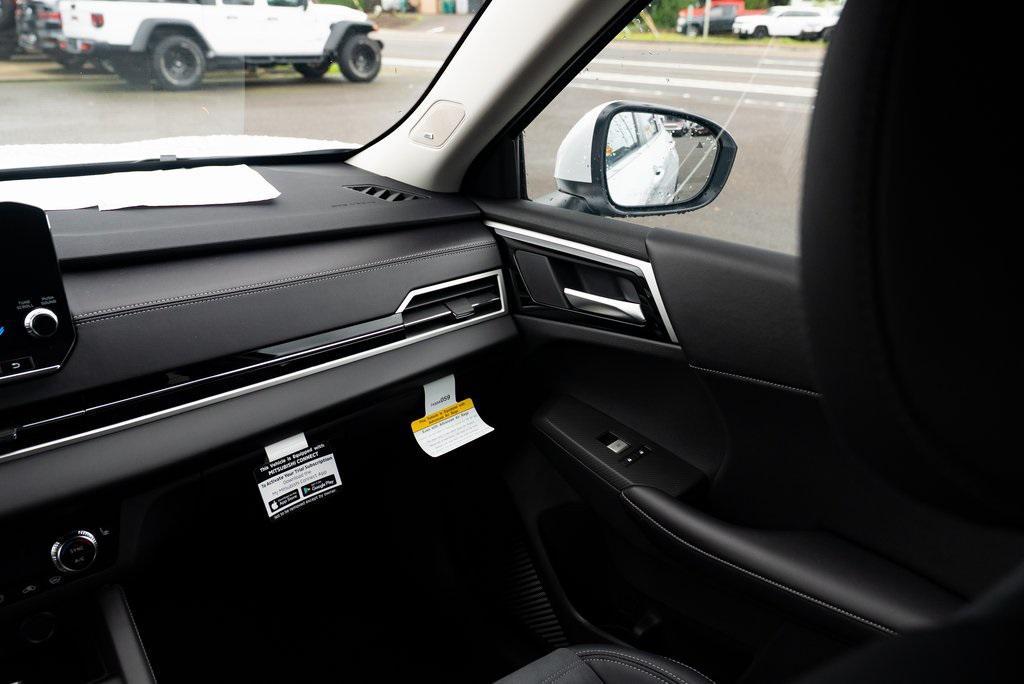 new 2025 Mitsubishi Outlander PHEV car, priced at $47,135