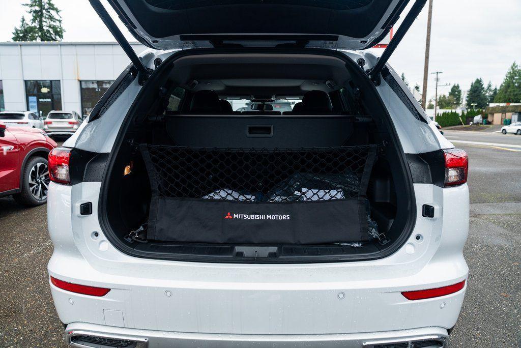 new 2025 Mitsubishi Outlander PHEV car, priced at $37,988