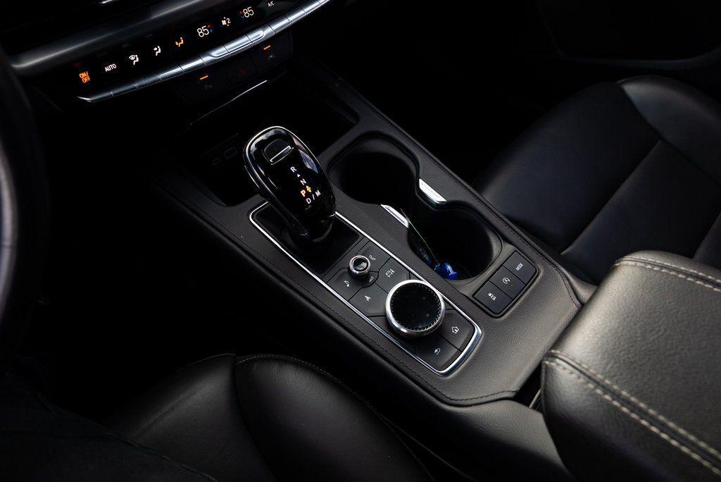 used 2023 Cadillac XT4 car, priced at $25,537