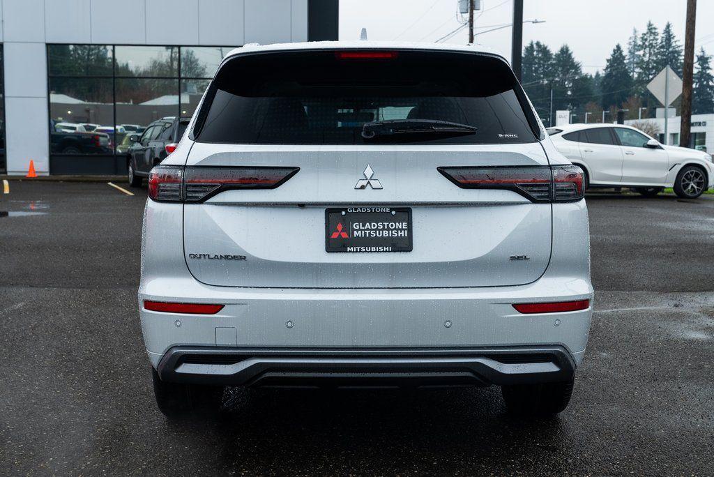 new 2026 Mitsubishi Outlander car, priced at $44,275
