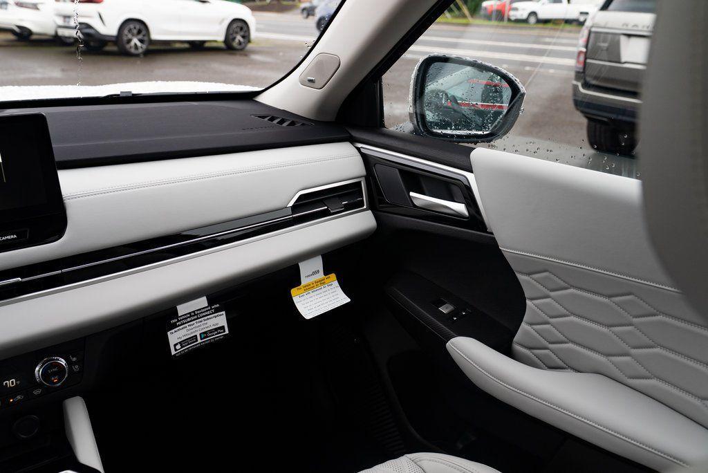 new 2026 Mitsubishi Outlander car, priced at $44,275