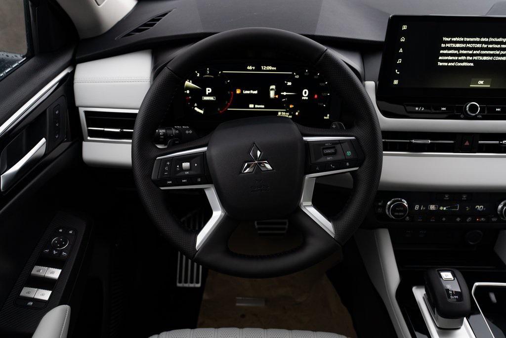 new 2026 Mitsubishi Outlander car, priced at $44,275