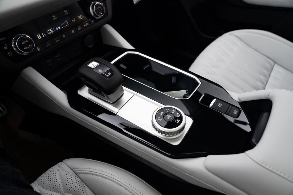 new 2026 Mitsubishi Outlander car, priced at $44,275