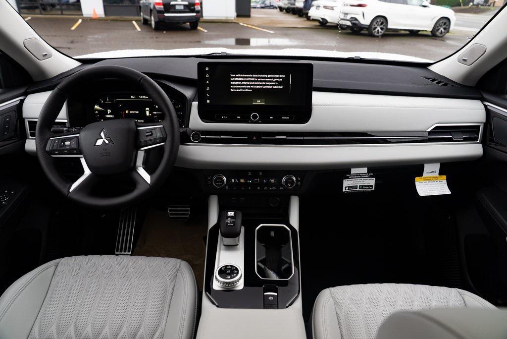 new 2026 Mitsubishi Outlander car, priced at $44,275