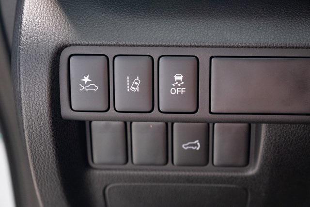 new 2025 Mitsubishi Eclipse Cross car, priced at $28,079