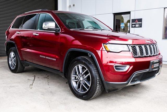 used 2017 Jeep Grand Cherokee car, priced at $15,132