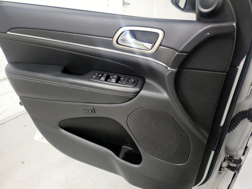 used 2015 Jeep Grand Cherokee car, priced at $13,998