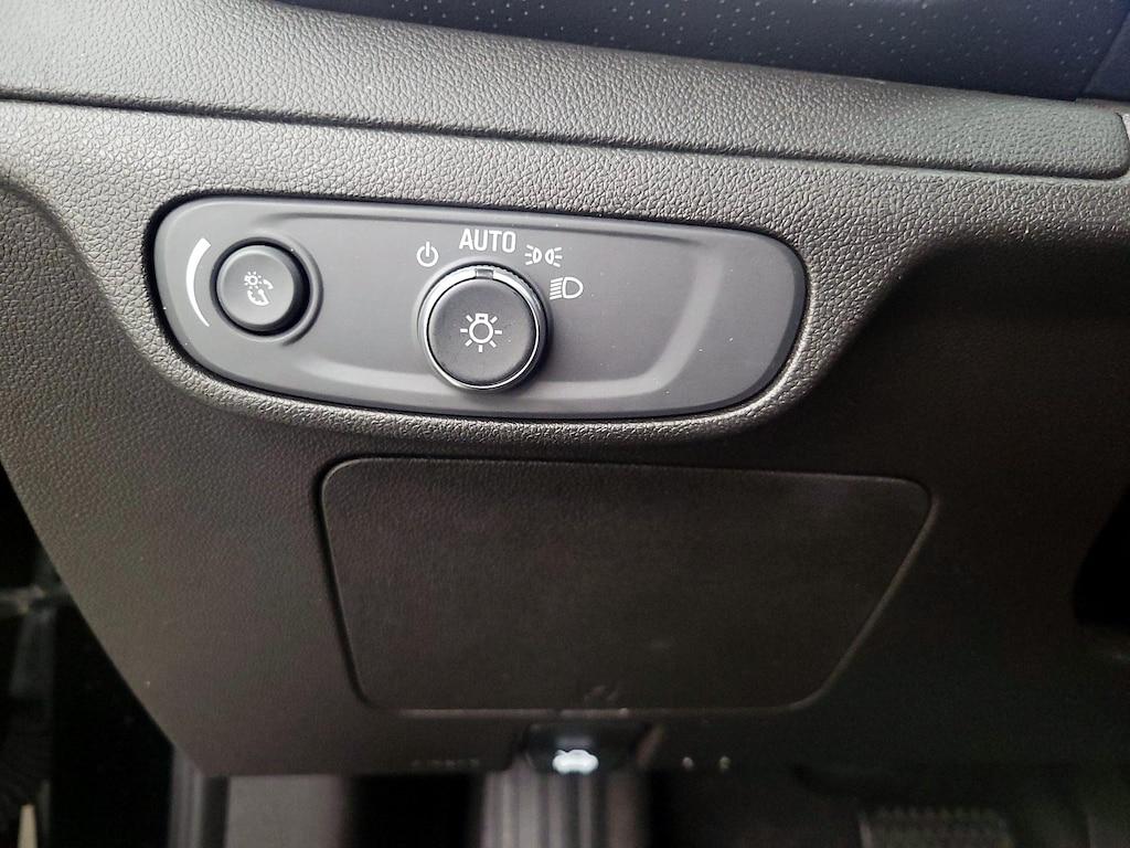 used 2022 Chevrolet Bolt EUV car, priced at $18,998