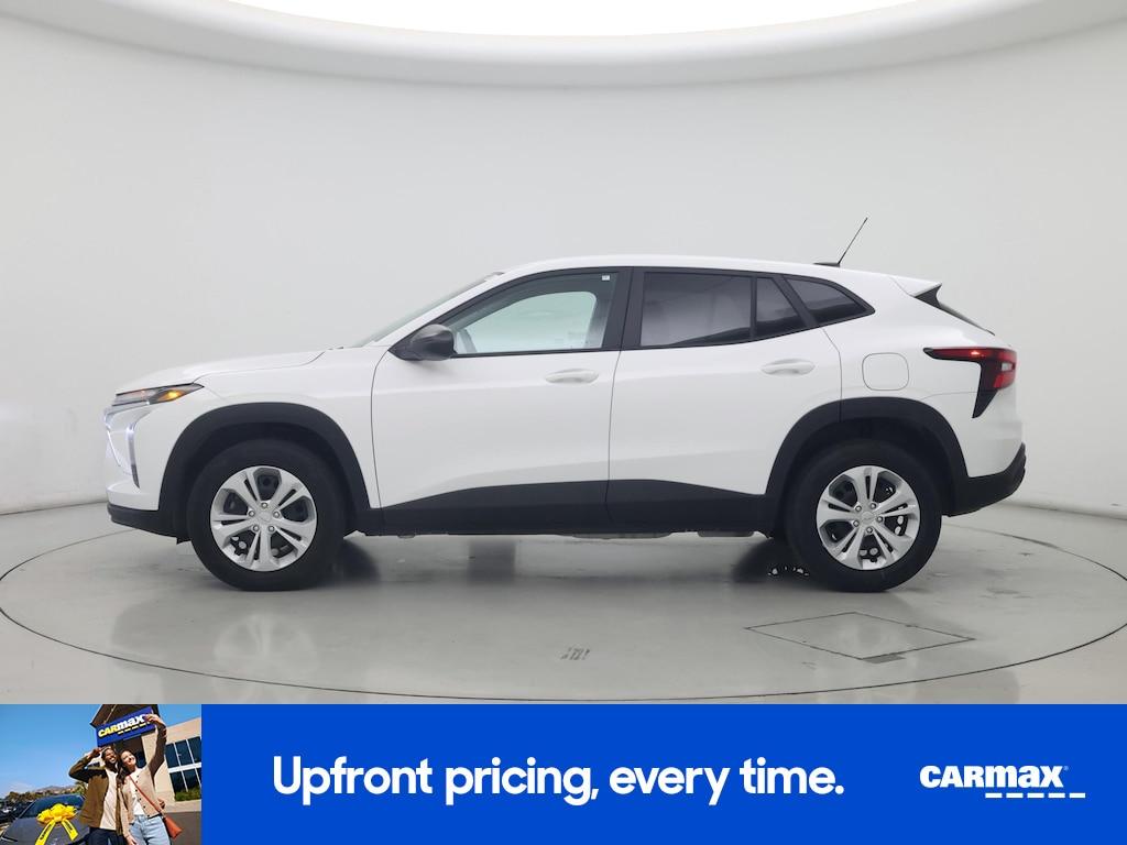 used 2025 Chevrolet Trax car, priced at $22,998