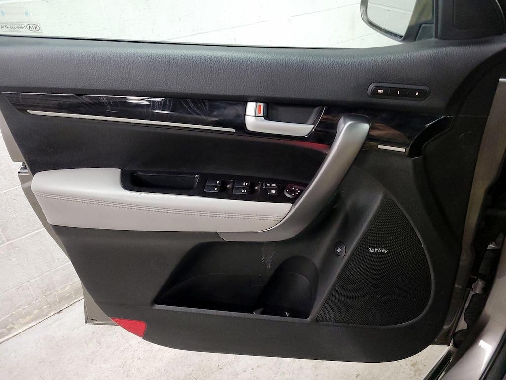 used 2015 Kia Sorento car, priced at $13,998