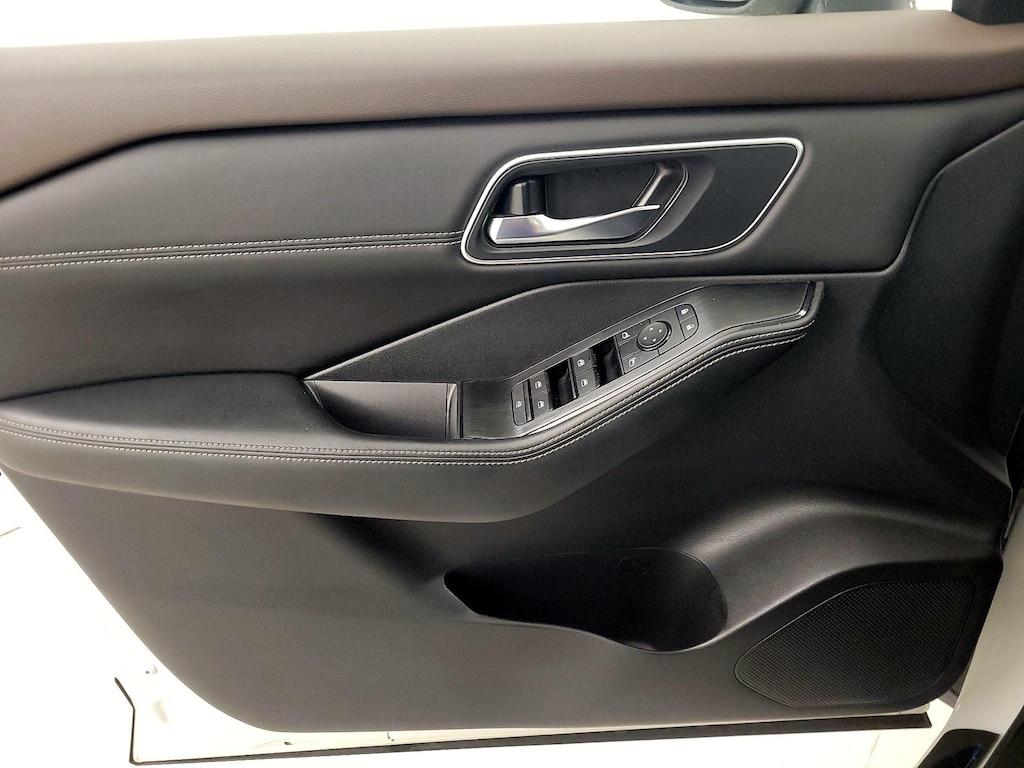 used 2021 Nissan Rogue car, priced at $19,998