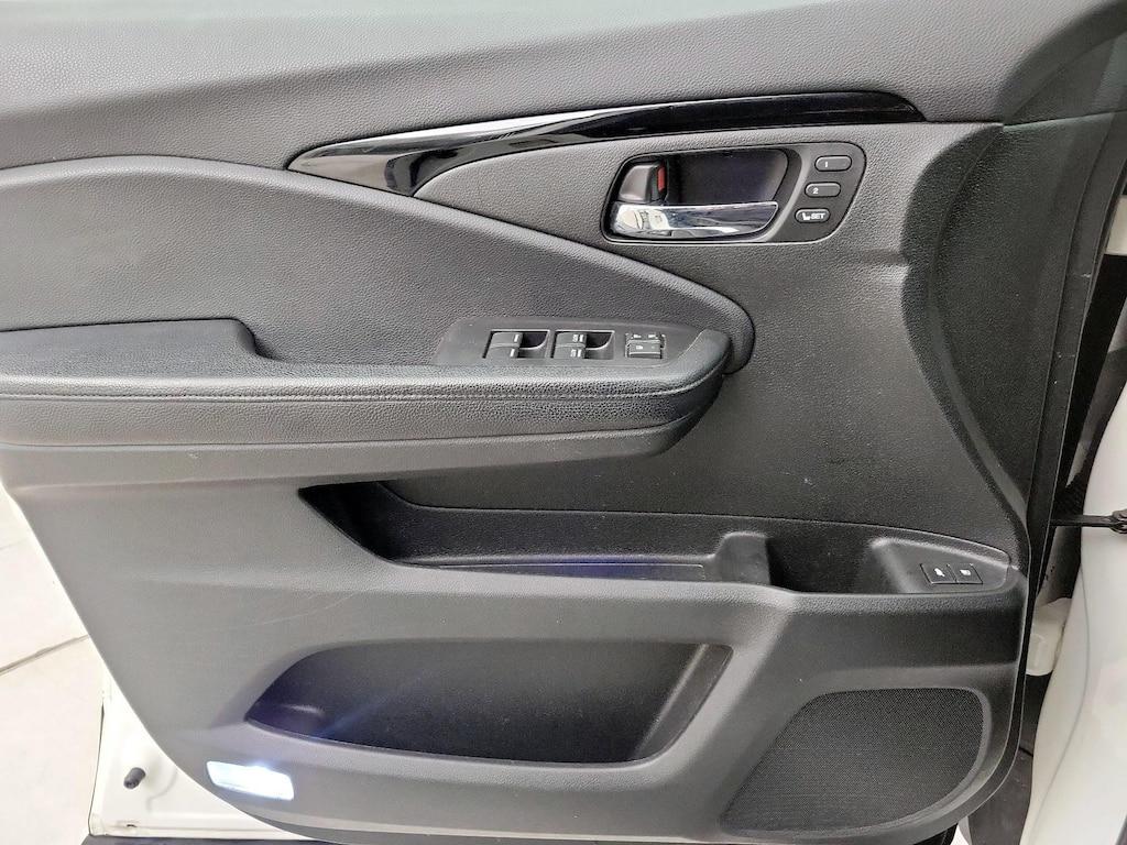 used 2017 Honda Pilot car, priced at $18,998