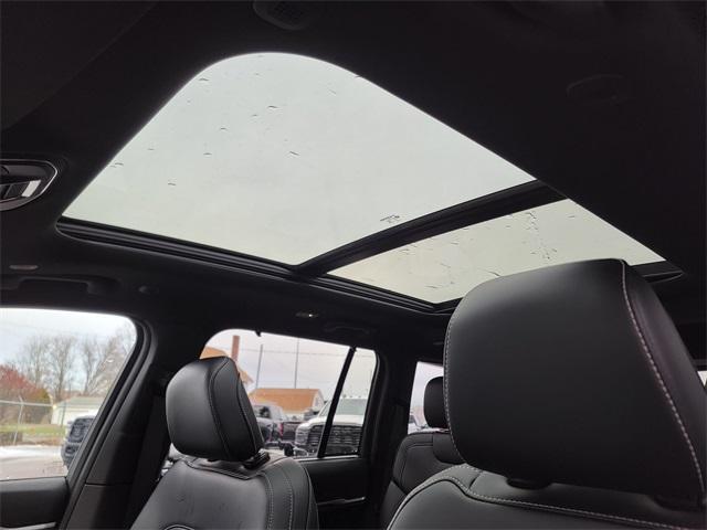 new 2025 Jeep Grand Cherokee car, priced at $51,565