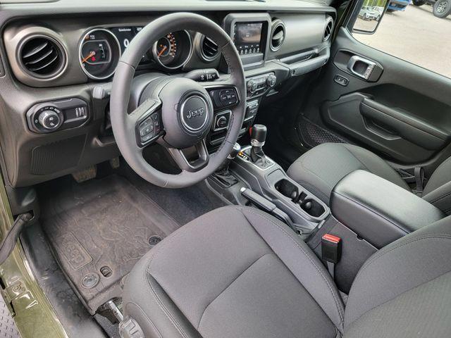 used 2023 Jeep Gladiator car, priced at $37,088