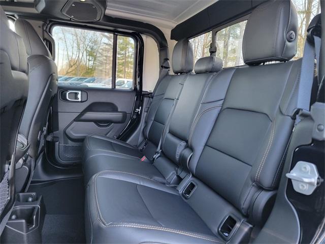 new 2026 Jeep Gladiator car, priced at $49,630