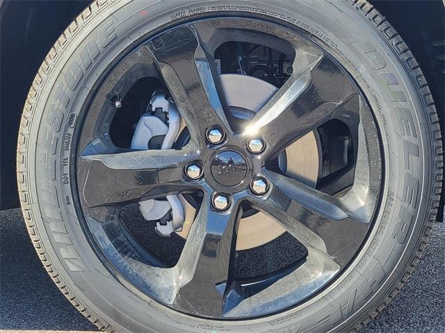 new 2025 Jeep Grand Cherokee car, priced at $44,530