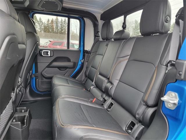 new 2026 Jeep Gladiator car, priced at $48,010