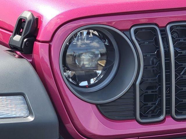 new 2026 Jeep Wrangler car, priced at $47,243