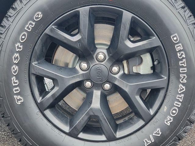 used 2018 Jeep Cherokee car, priced at $18,888