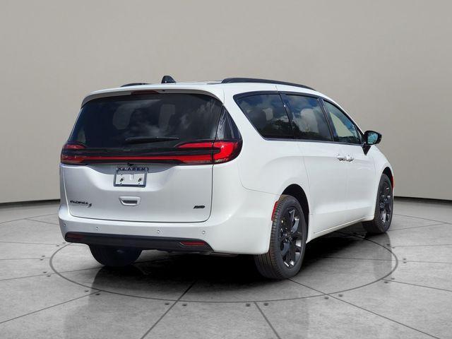 new 2026 Chrysler Pacifica car, priced at $45,255