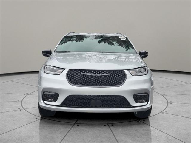 new 2026 Chrysler Pacifica car, priced at $47,855
