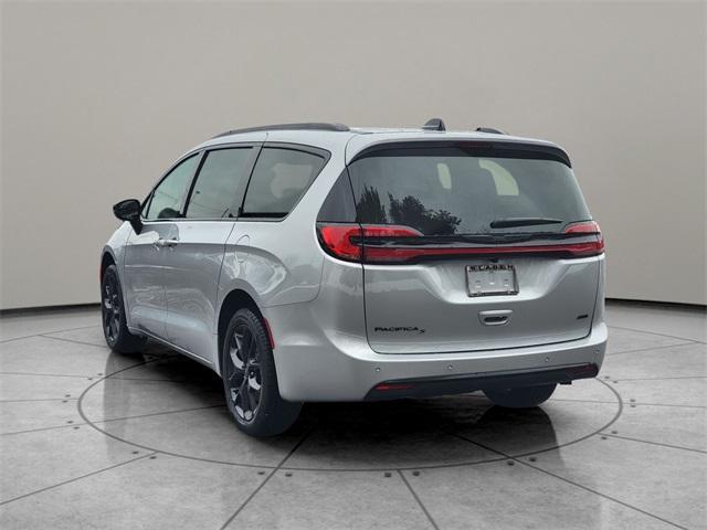new 2026 Chrysler Pacifica car, priced at $47,855