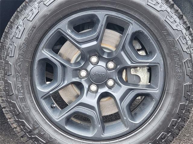 used 2022 Jeep Cherokee car, priced at $19,888