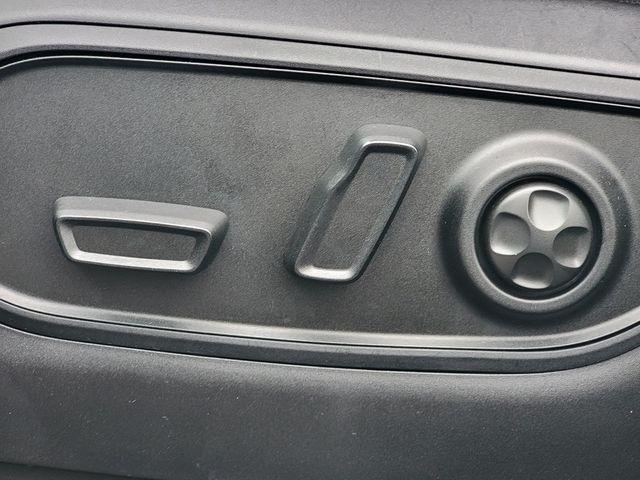 used 2025 Jeep Grand Cherokee L car, priced at $35,888