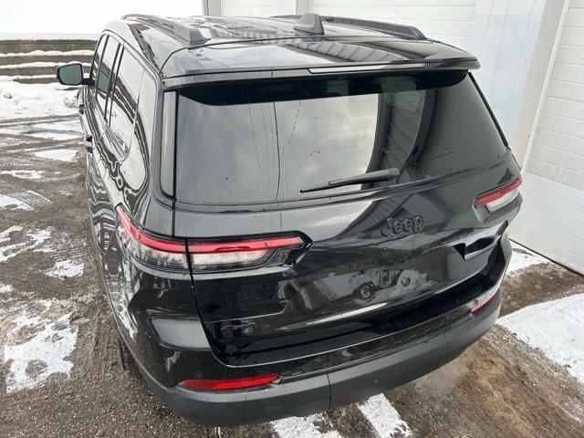 used 2025 Jeep Grand Cherokee L car, priced at $37,888