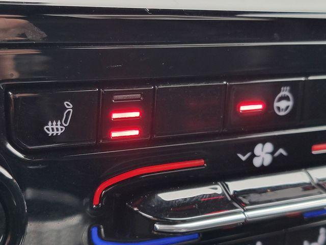 used 2025 Jeep Grand Cherokee L car, priced at $35,888