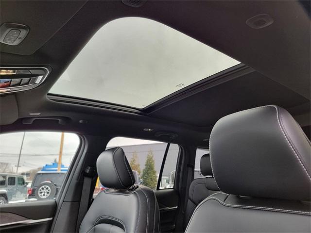 new 2025 Jeep Grand Cherokee car, priced at $49,735