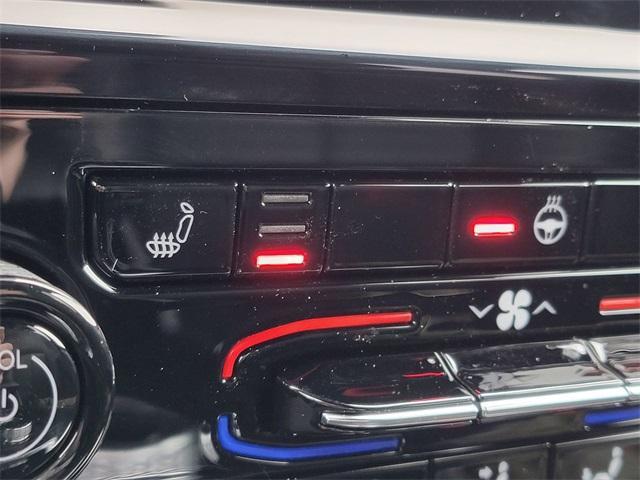 new 2025 Jeep Grand Cherokee L car, priced at $52,085