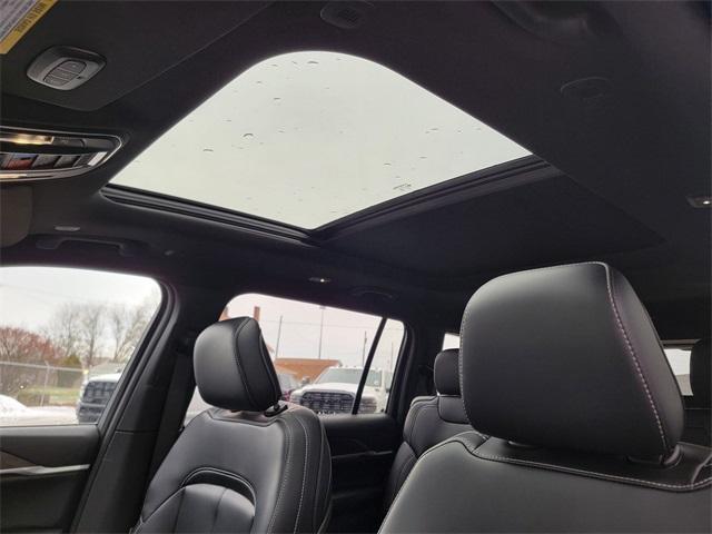 new 2025 Jeep Grand Cherokee L car, priced at $52,085