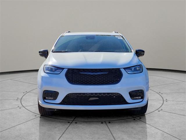 new 2026 Chrysler Pacifica car, priced at $45,360