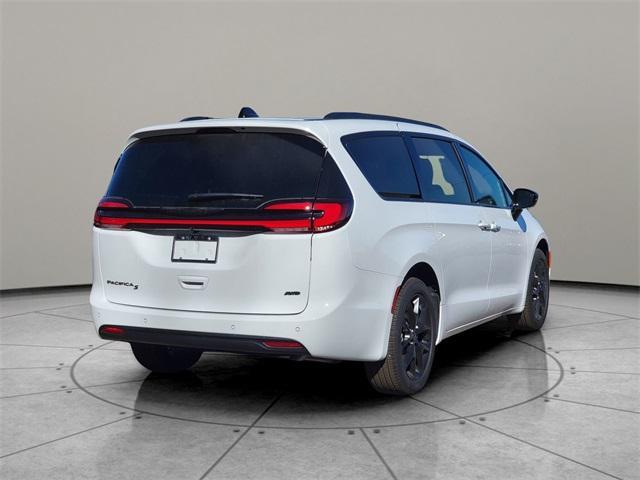 new 2026 Chrysler Pacifica car, priced at $45,360