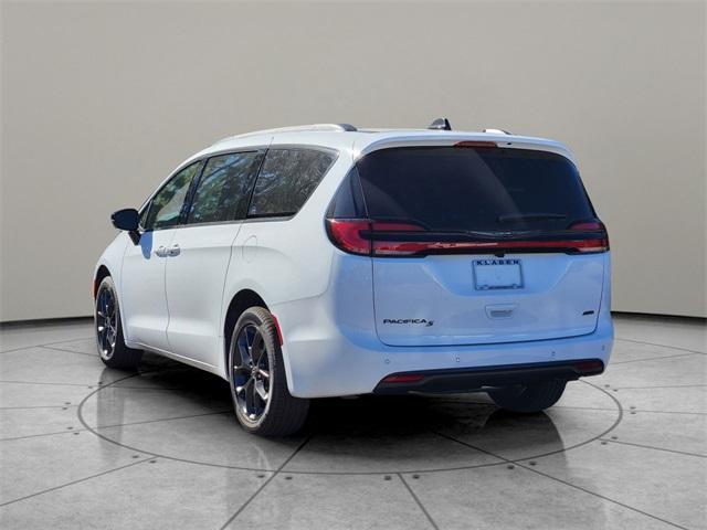 new 2026 Chrysler Pacifica car, priced at $45,360