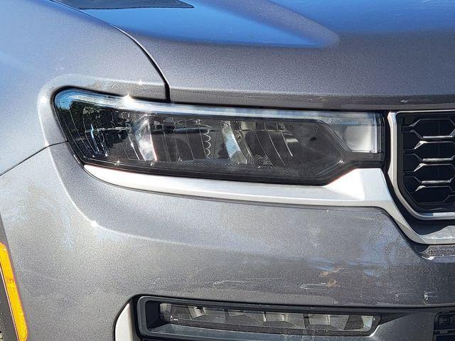 new 2026 Jeep Grand Cherokee L car, priced at $47,910