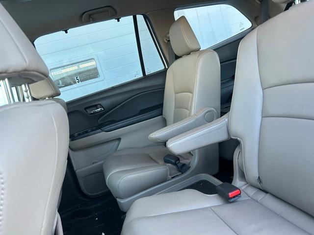 used 2021 Honda Pilot car, priced at $28,888