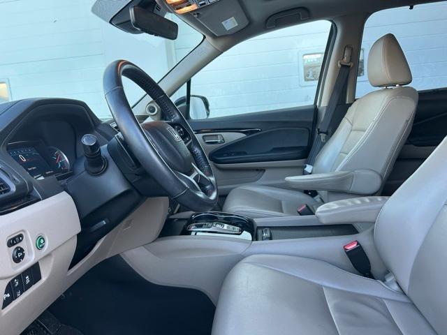 used 2021 Honda Pilot car, priced at $28,888