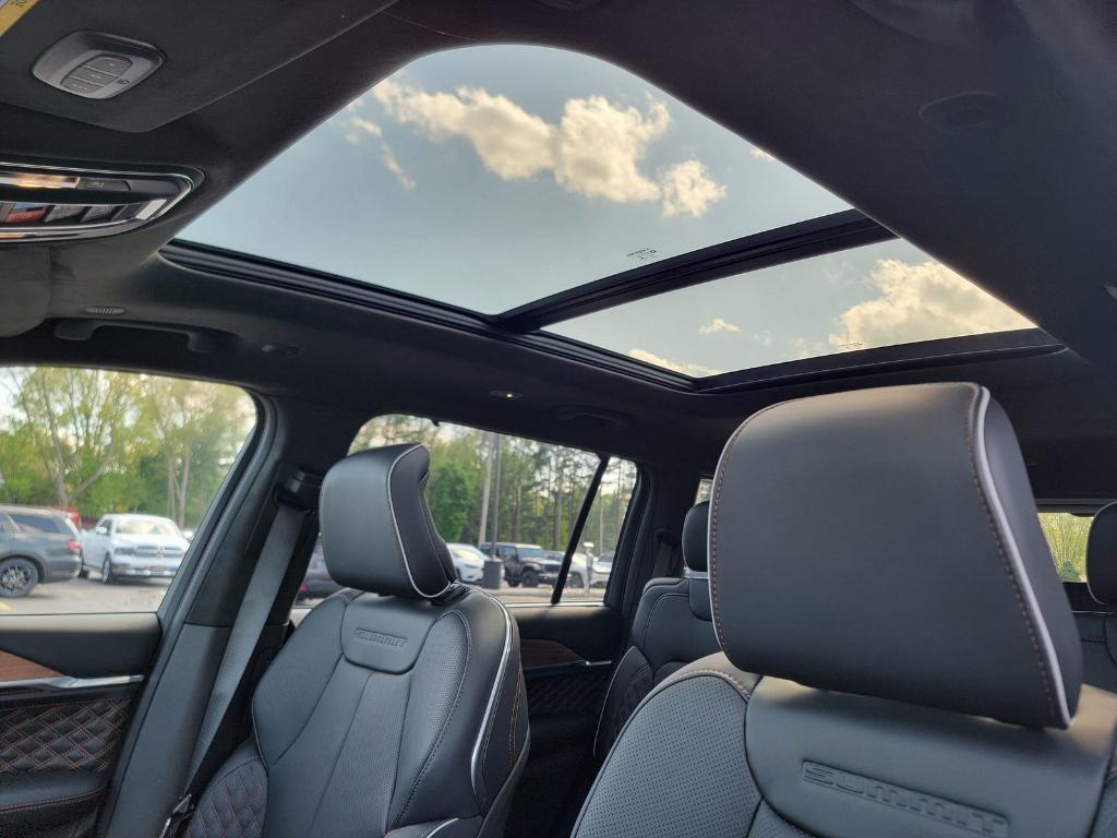 new 2026 Jeep Grand Cherokee L car, priced at $64,264