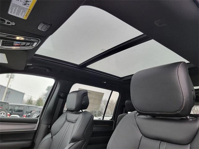 new 2026 Jeep Grand Wagoneer car, priced at $76,425