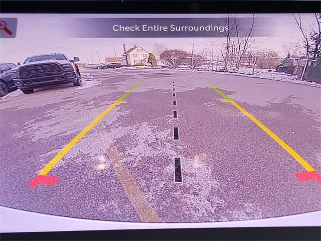 new 2025 Jeep Grand Cherokee car, priced at $49,640