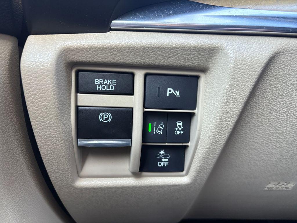 used 2019 Acura MDX car, priced at $22,991